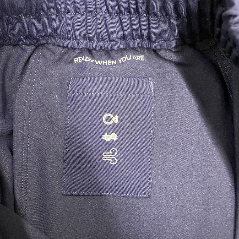 FIGS Classic Zamora Jogger Scrub Pants Women's Size XS Navy Blue Cargo Pockets - Picture 4 of 9
